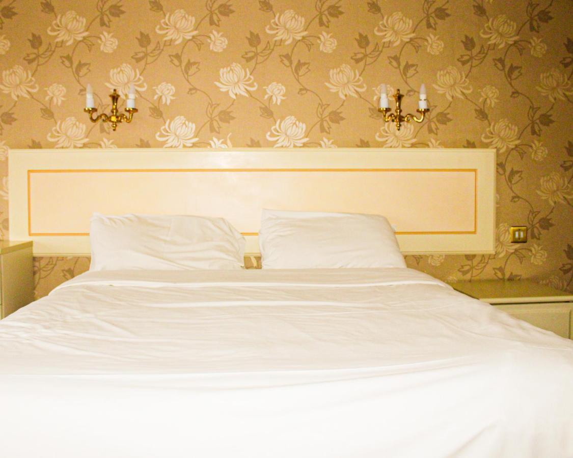 Consort Hotel Rotherham Exteriér fotografie